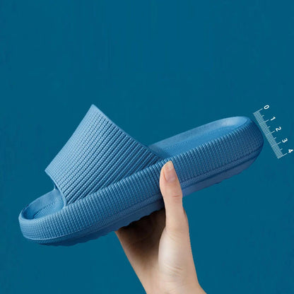 Summer Home Thick-Soled Slippers for Women Breathable Non-Slip Bathroom Women'S Slippers Perfect for Indoor Relaxation