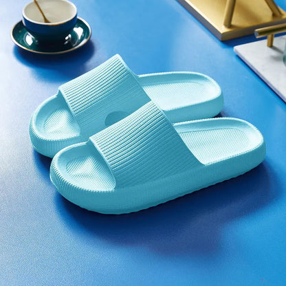 Summer Home Thick-Soled Slippers for Women Breathable Non-Slip Bathroom Women'S Slippers Perfect for Indoor Relaxation